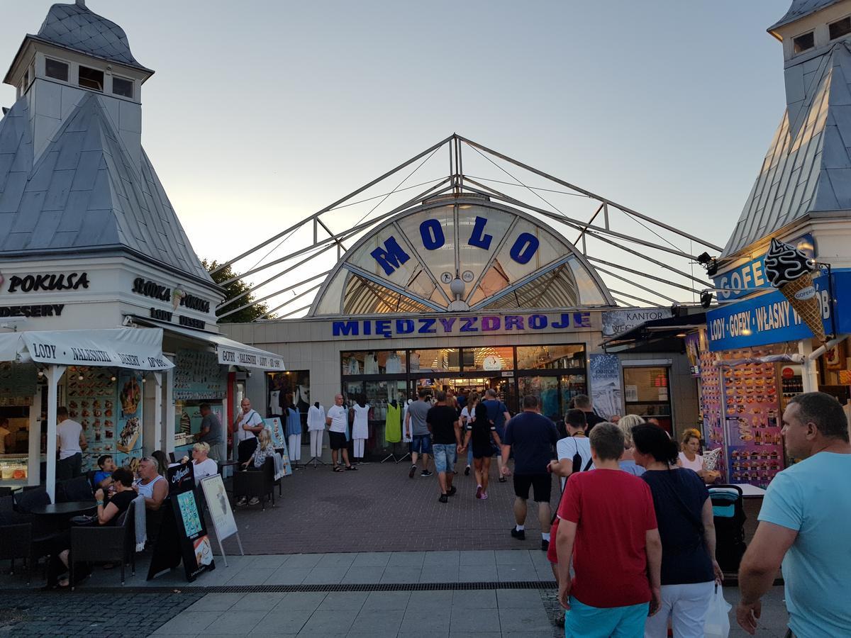 Osrodek Wczasowy Zloty Dab - Domki Hotel Miedzyzdroje Exterior photo